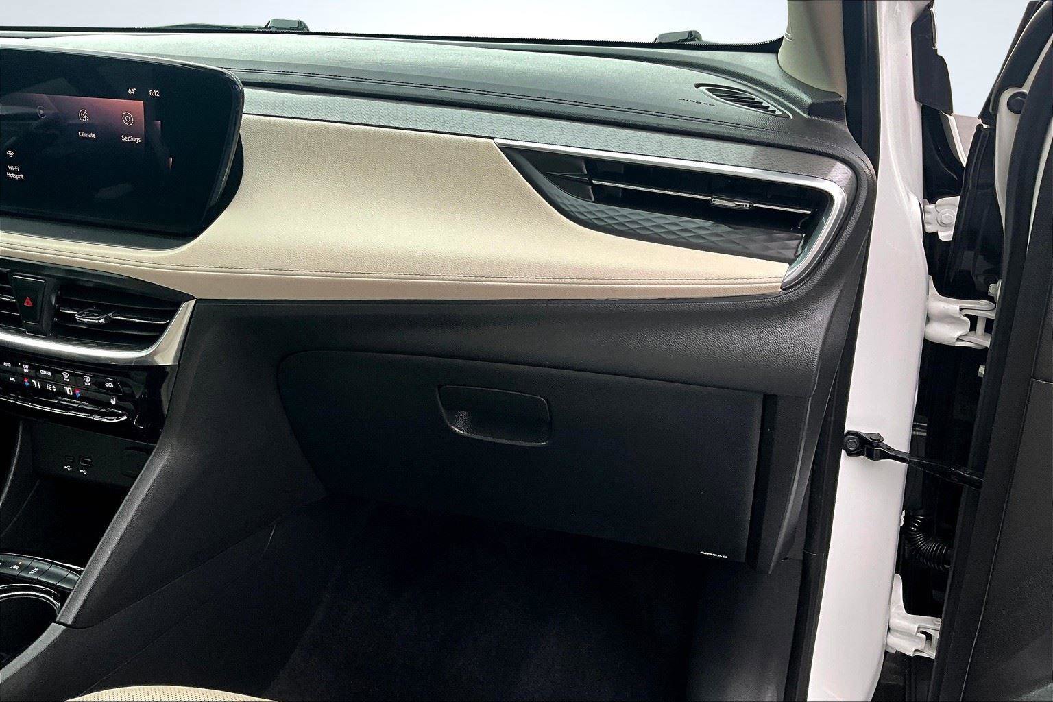 Certified 2024 Buick Encore GX Avenir image 17