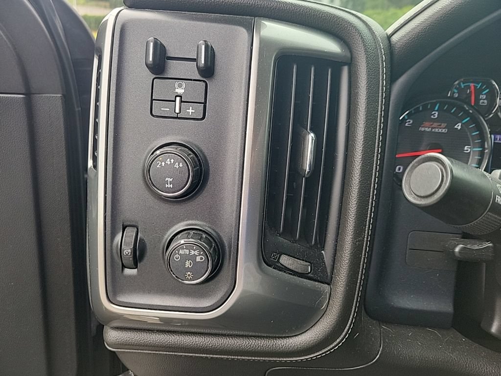 Used 2018 Chevrolet Silverado 3500 LTZ w/ Z71 Package, Off-Road AWD/4WD image 17