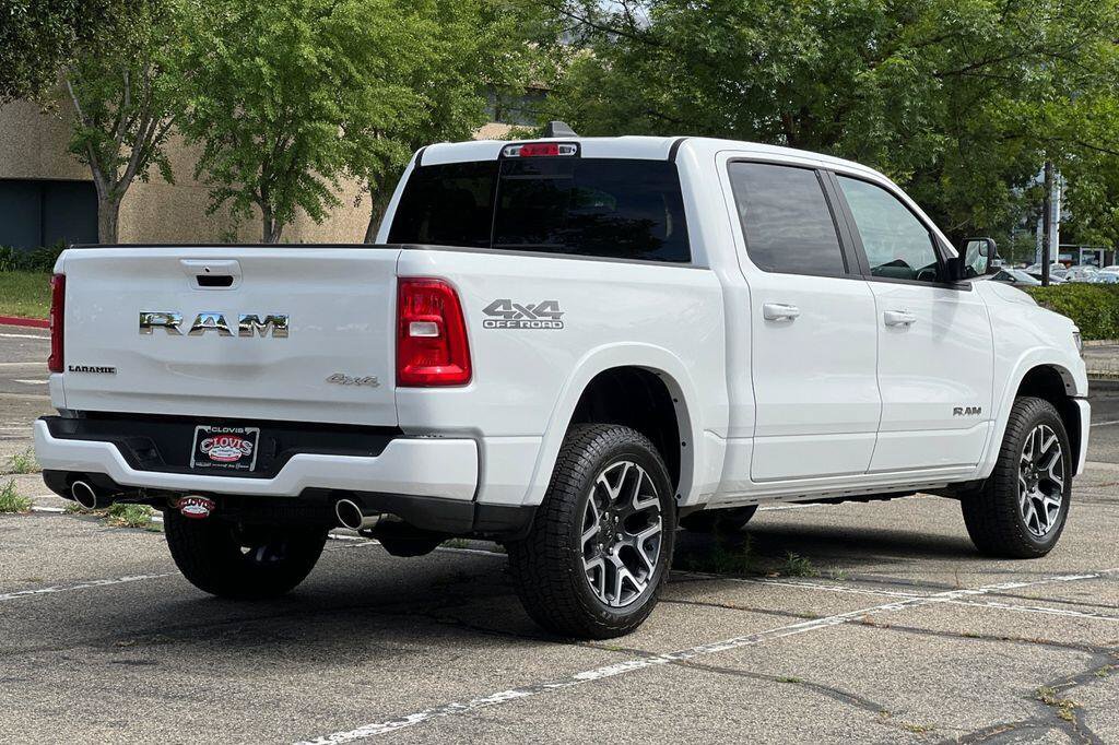 New 2026 RAM 1500 Laramie AWD/4WD image 4