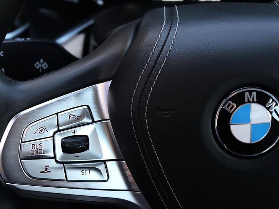 Used 2016 BMW 740i RWD image 56