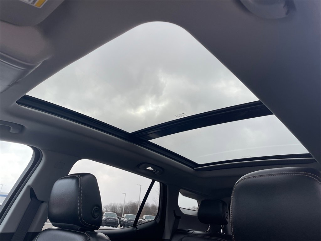 Used 2018 GMC Terrain SLT w/ Preferred Package image 5