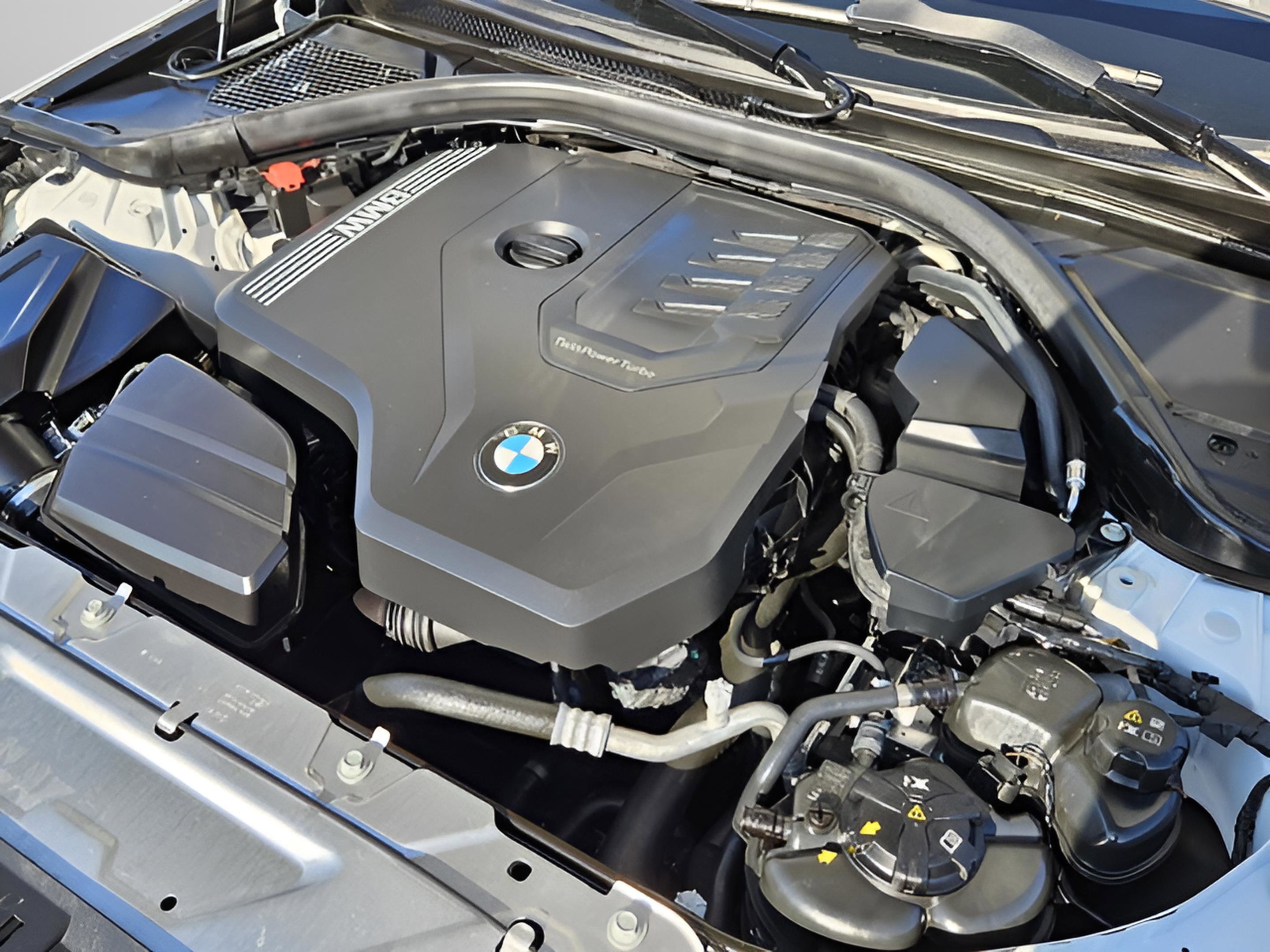 Certified 2023 BMW 330i 330i w/ Driving Assistance Package image 32