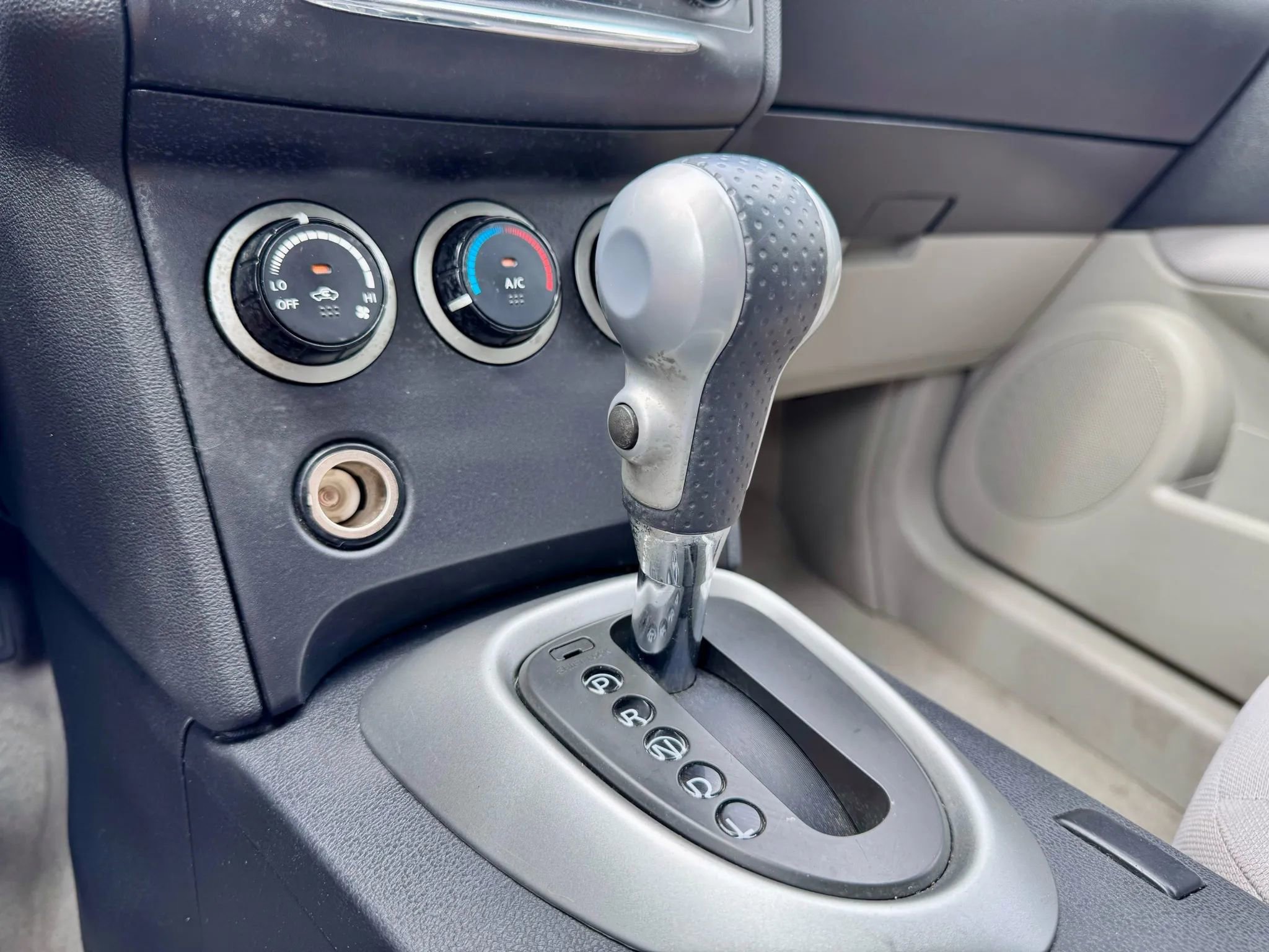 Used 2012 Nissan Rogue S w/ Special Edition Pkg FWD image 18