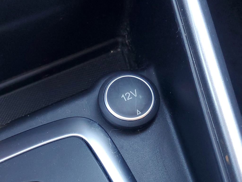 Used 2021 Ford EcoSport SE image 25