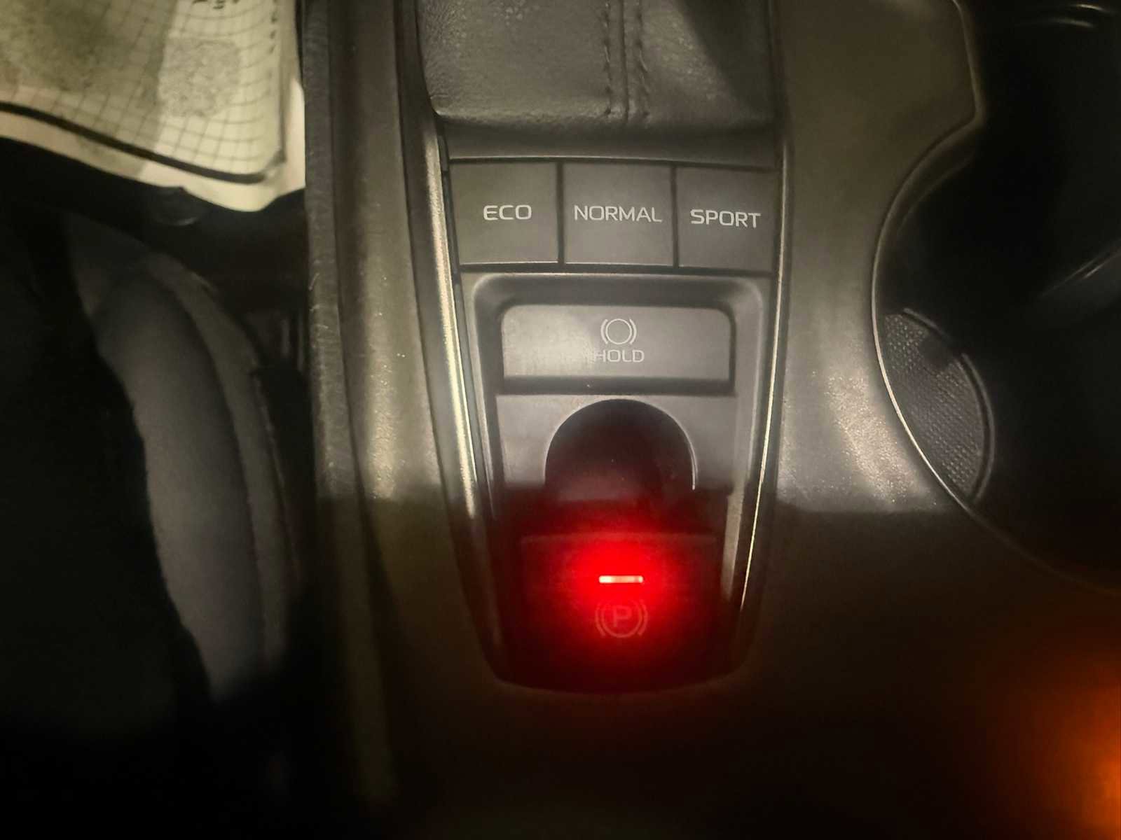 Used 2022 Toyota Camry XSE FWD image 34