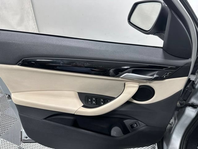 Used 2019 BMW X1 xDrive28i w/ Convenience Package AWD/4WD image 15