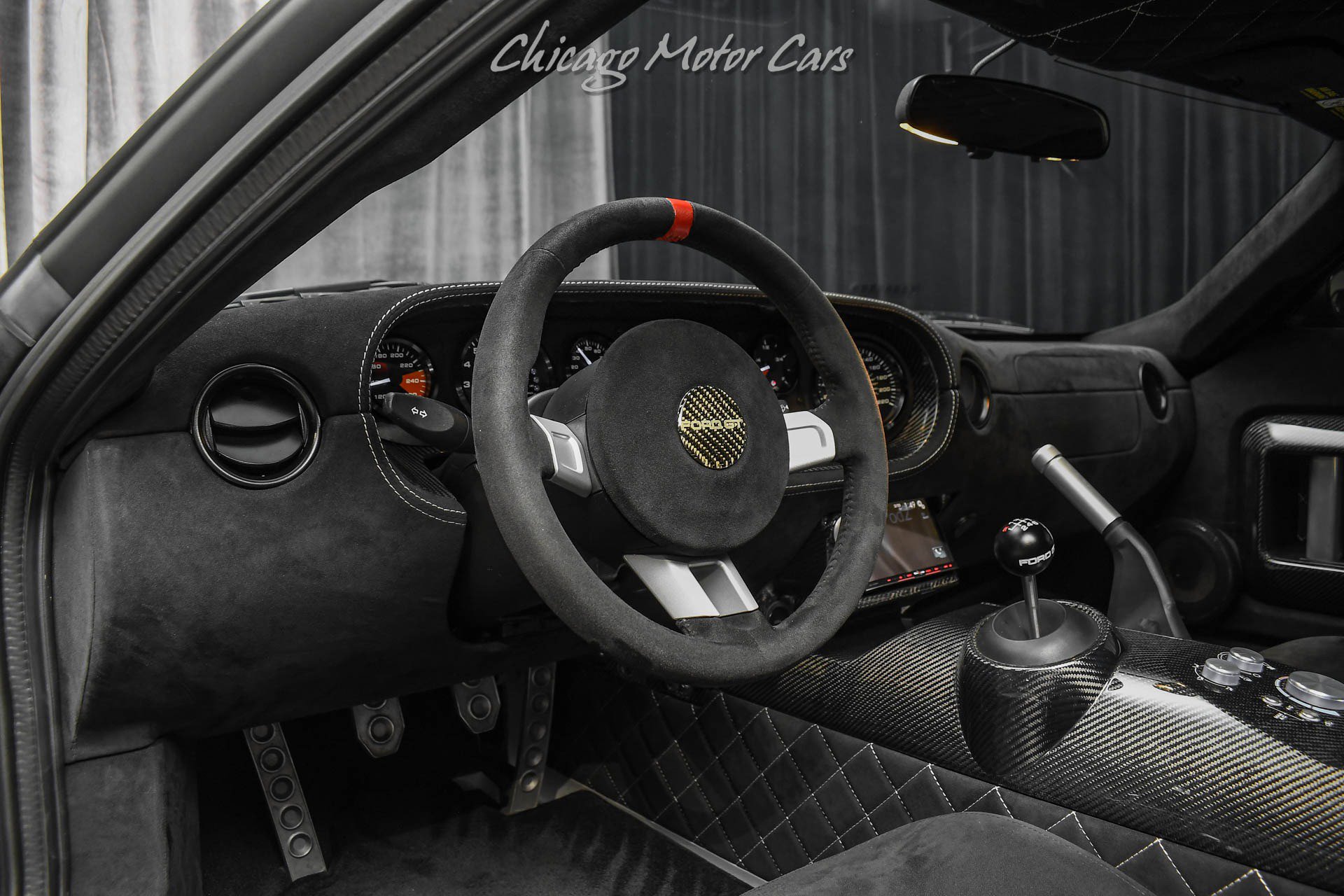 Used 2006 Ford GT image 8