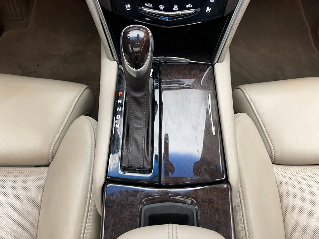 Used 2014 Cadillac XTS Luxury FWD image 12