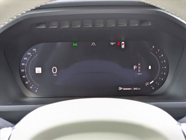 Used 2025 Volvo XC90 B6 Plus w/ Protection Package Premier AWD/4WD image 11