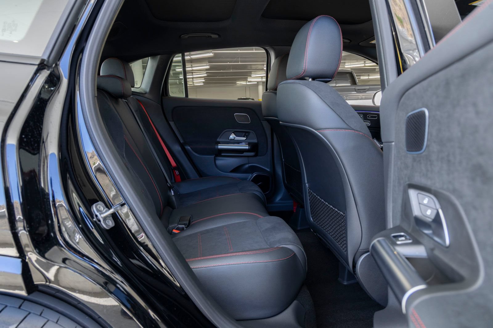 New 2026 Mercedes-Benz GLA 35 AMG 4MATIC image 25