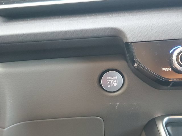 Certified 2025 Kia Carnival EX FWD image 28