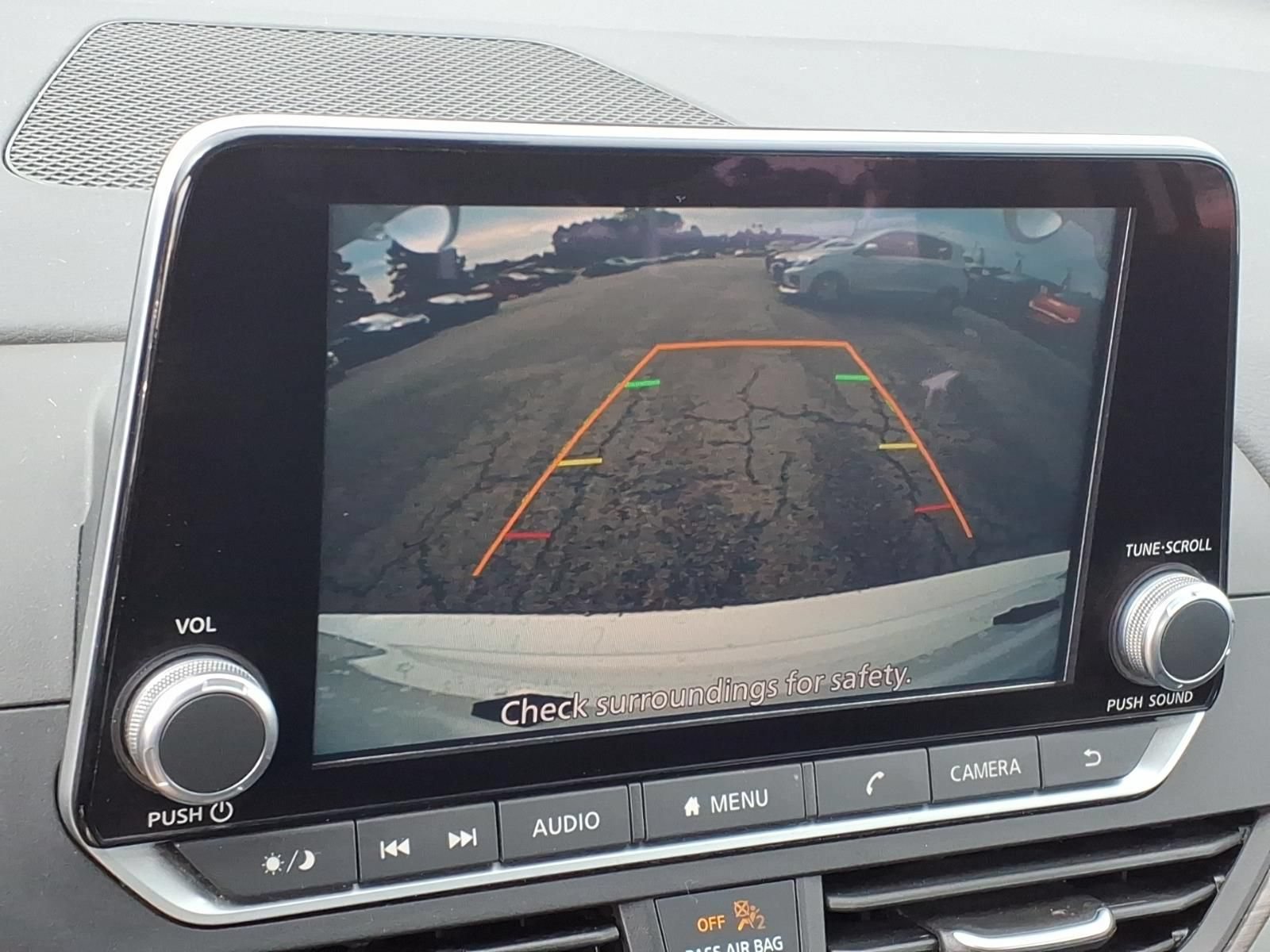 Used 2024 Nissan Altima 2.5 SV FWD image 19