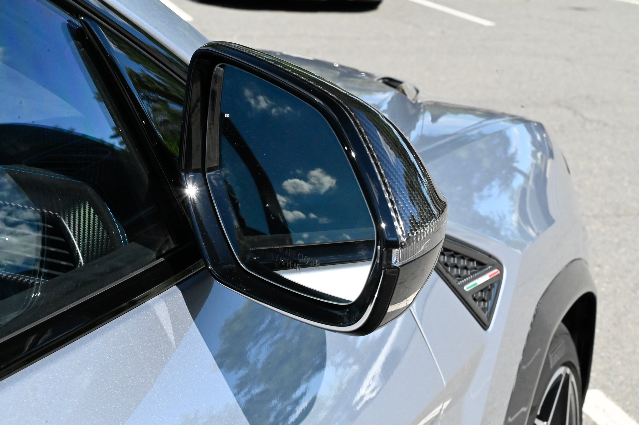 Used 2024 Lamborghini Urus Performante AWD/4WD image 13