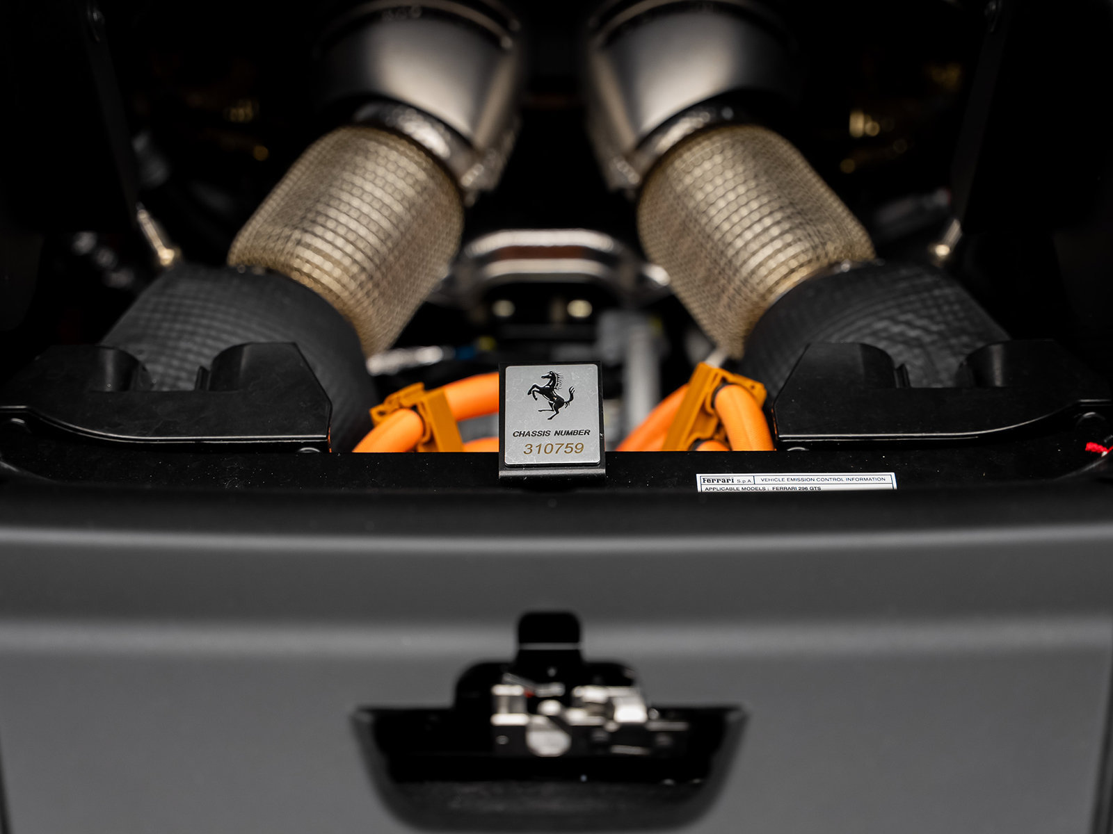 Used 2024 Ferrari 296 GTS RWD image 54
