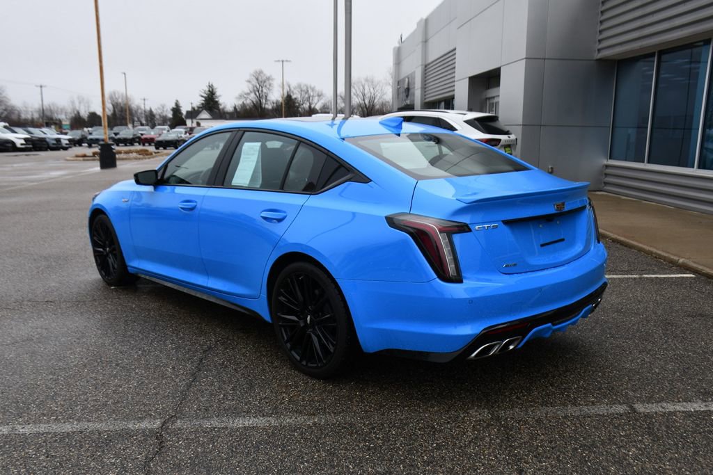 Used 2022 Cadillac CT5 V w/ LPO, ONYX Package image 4