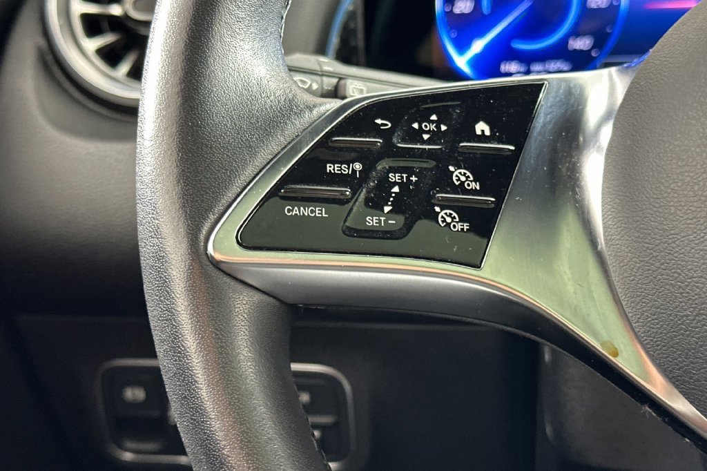 Certified 2024 Mercedes-Benz EQB 250+ image 28