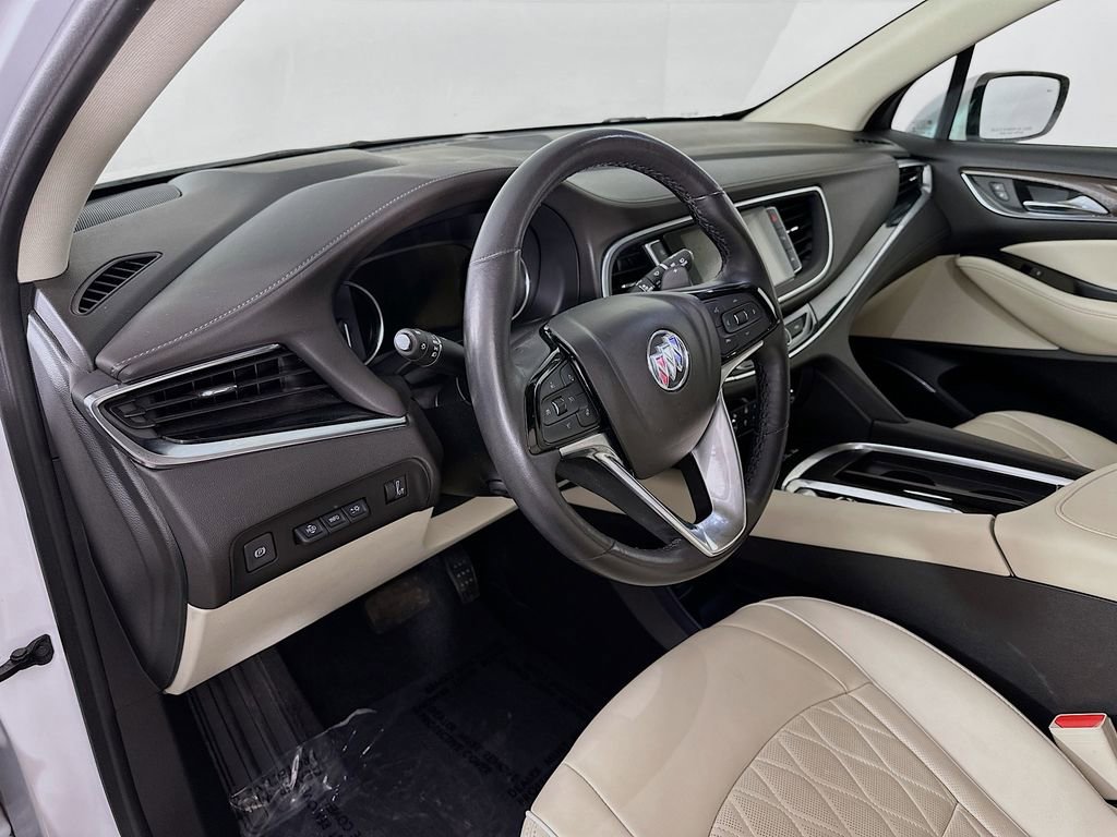 Used 2023 Buick Enclave Avenir w/ Avenir Technology Package AWD/4WD image 16