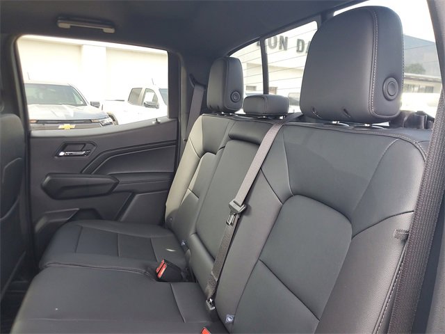 Used 2024 Chevrolet Colorado LT w/ LT Convenience Package III image 10
