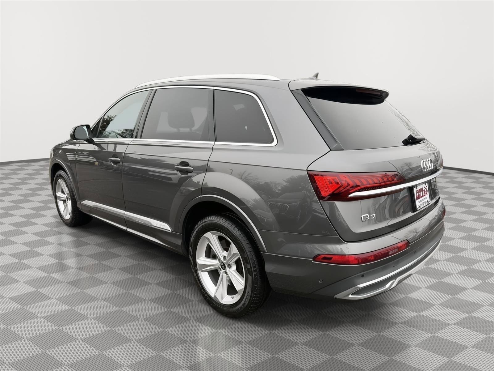 Used 2023 Audi Q7 2.0T Premium Plus w/ Premium Plus Package image 4