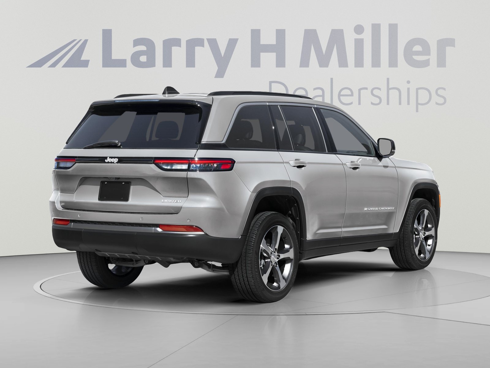 New 2026 Jeep Grand Cherokee Altitude AWD/4WD image 2