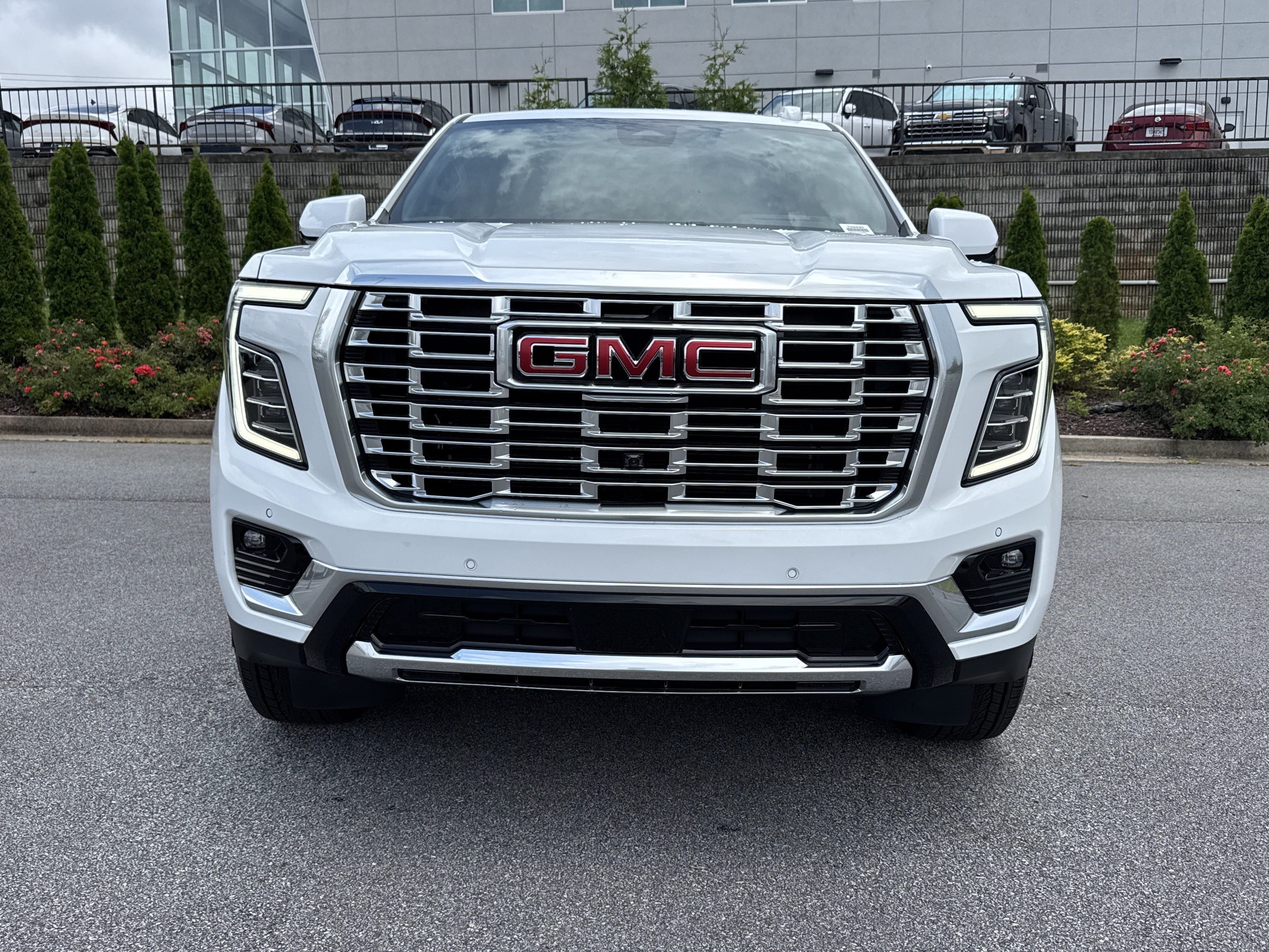 New 2026 GMC Yukon XL Denali AWD/4WD image 5