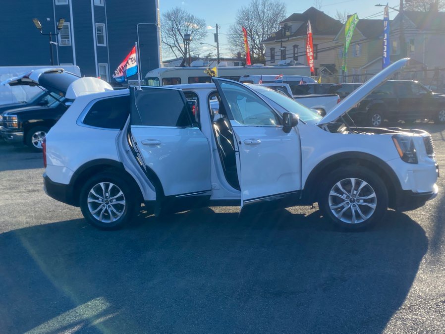 Used 2020 Kia Telluride LX AWD/4WD image 7
