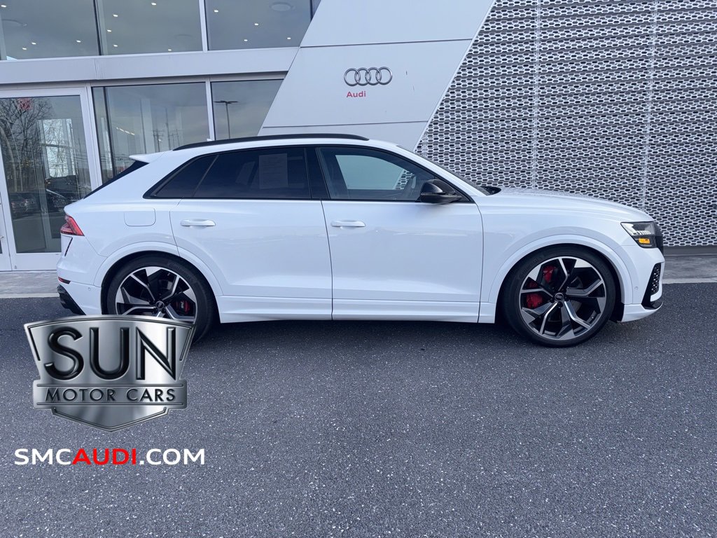 Certified 2024 Audi RS Q8 w/ Black Optic Package image 2