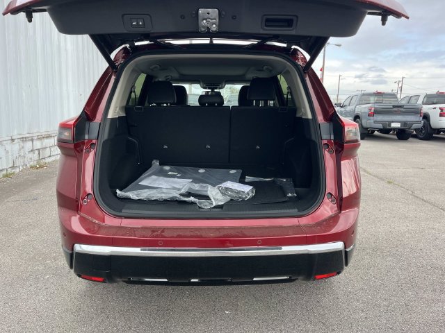 New 2026 Nissan Rogue Platinum AWD/4WD image 12