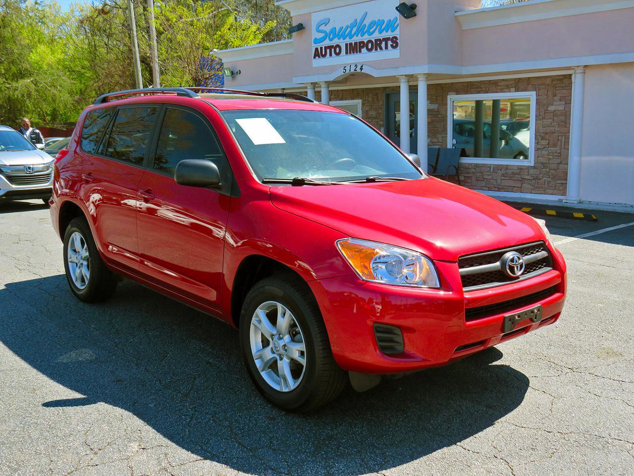 Used 2011 Toyota RAV4 4WD 4dr 4-cyl 4-Spd AT (Natl) w/ Upgrade Value Pkg image 5