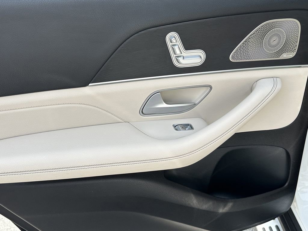 Certified 2023 Mercedes-Benz GLS 450 4MATIC image 26