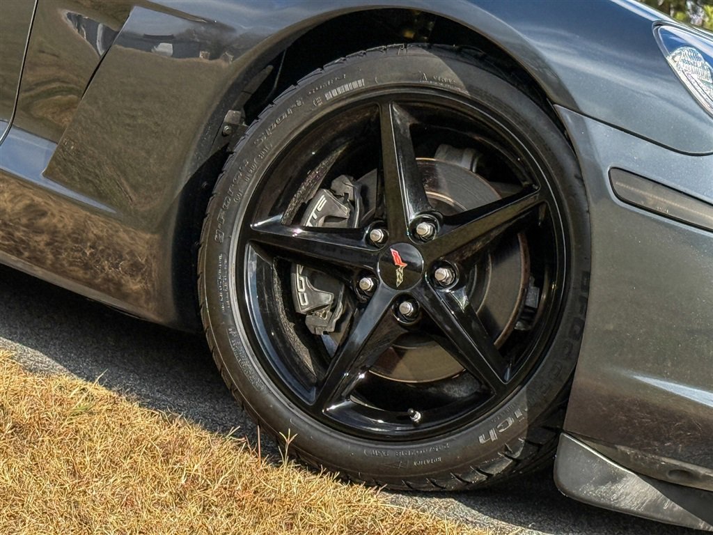 Used 2013 Chevrolet Corvette Convertible RWD image 34