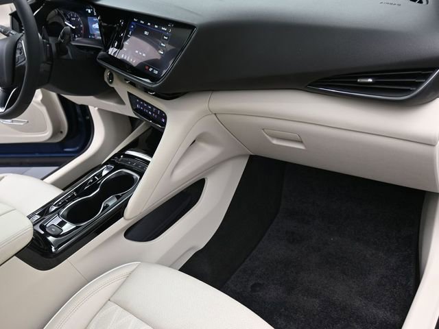 Used 2023 Buick Envision Avenir image 26