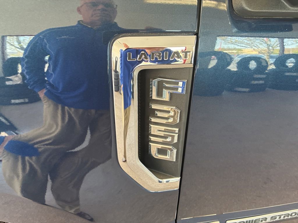 Used 2018 Ford F350 Lariat w/ Lariat Ultimate Package AWD/4WD image 5