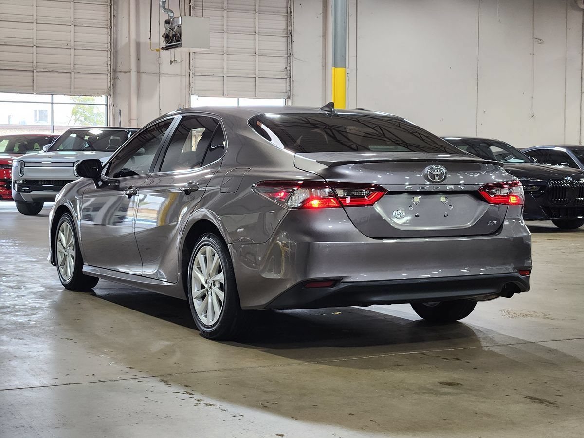 Used 2023 Toyota Camry LE FWD image 11
