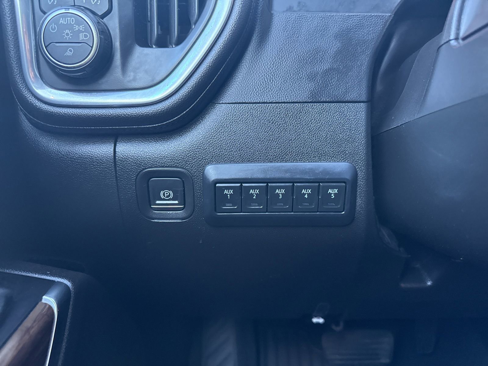 Used 2022 Chevrolet Silverado 3500 High Country AWD/4WD image 36