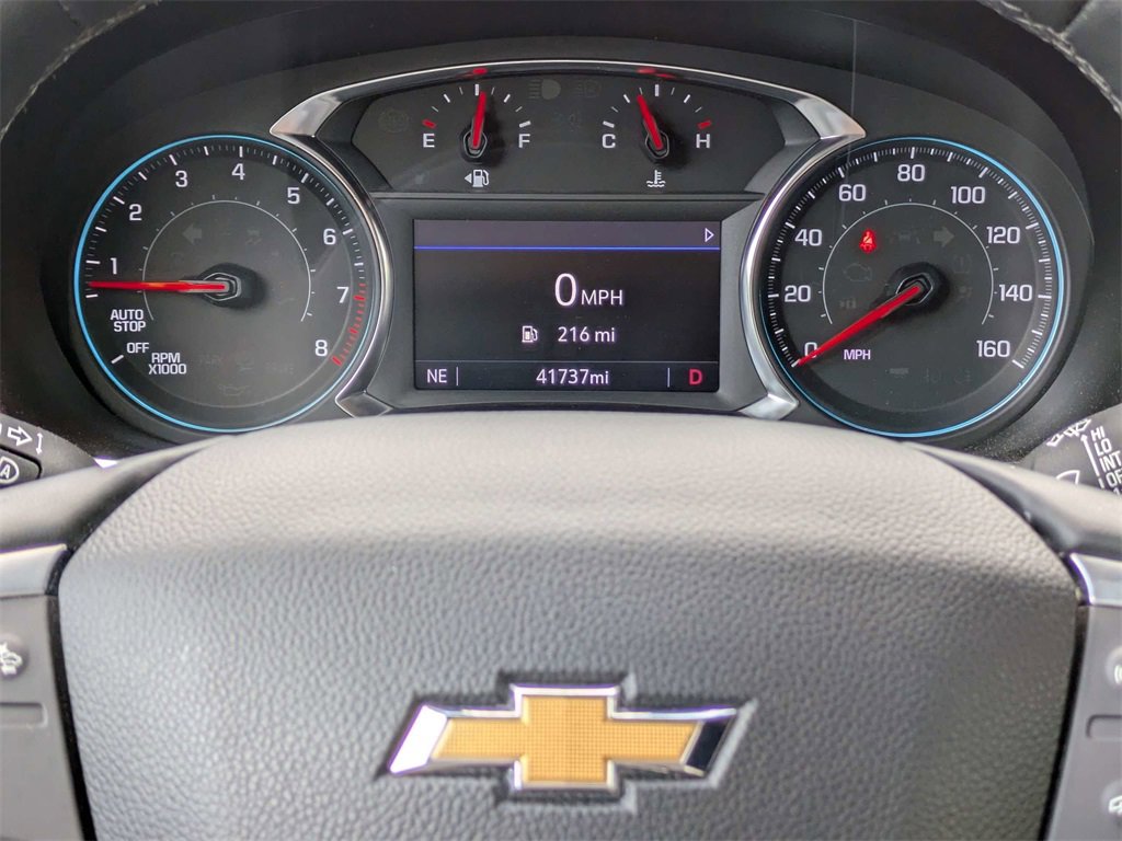 Used 2023 Chevrolet Traverse LT image 28