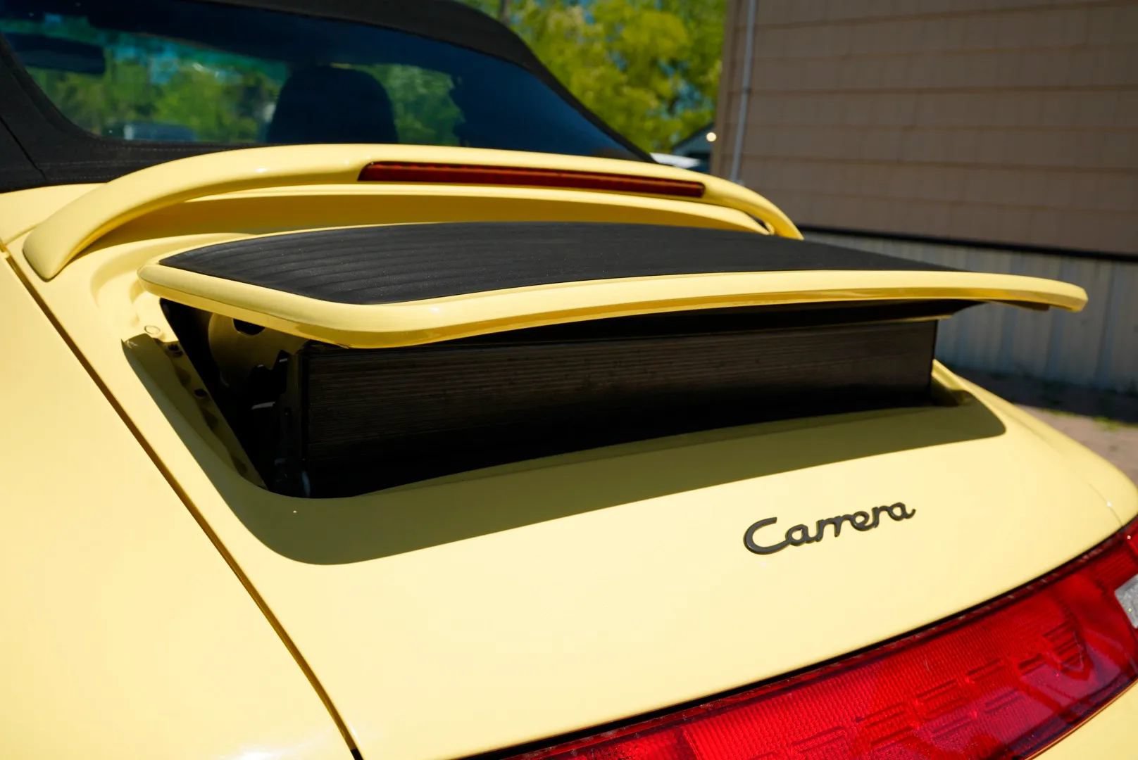 Used 1997 Porsche 911 Carrera RWD image 23