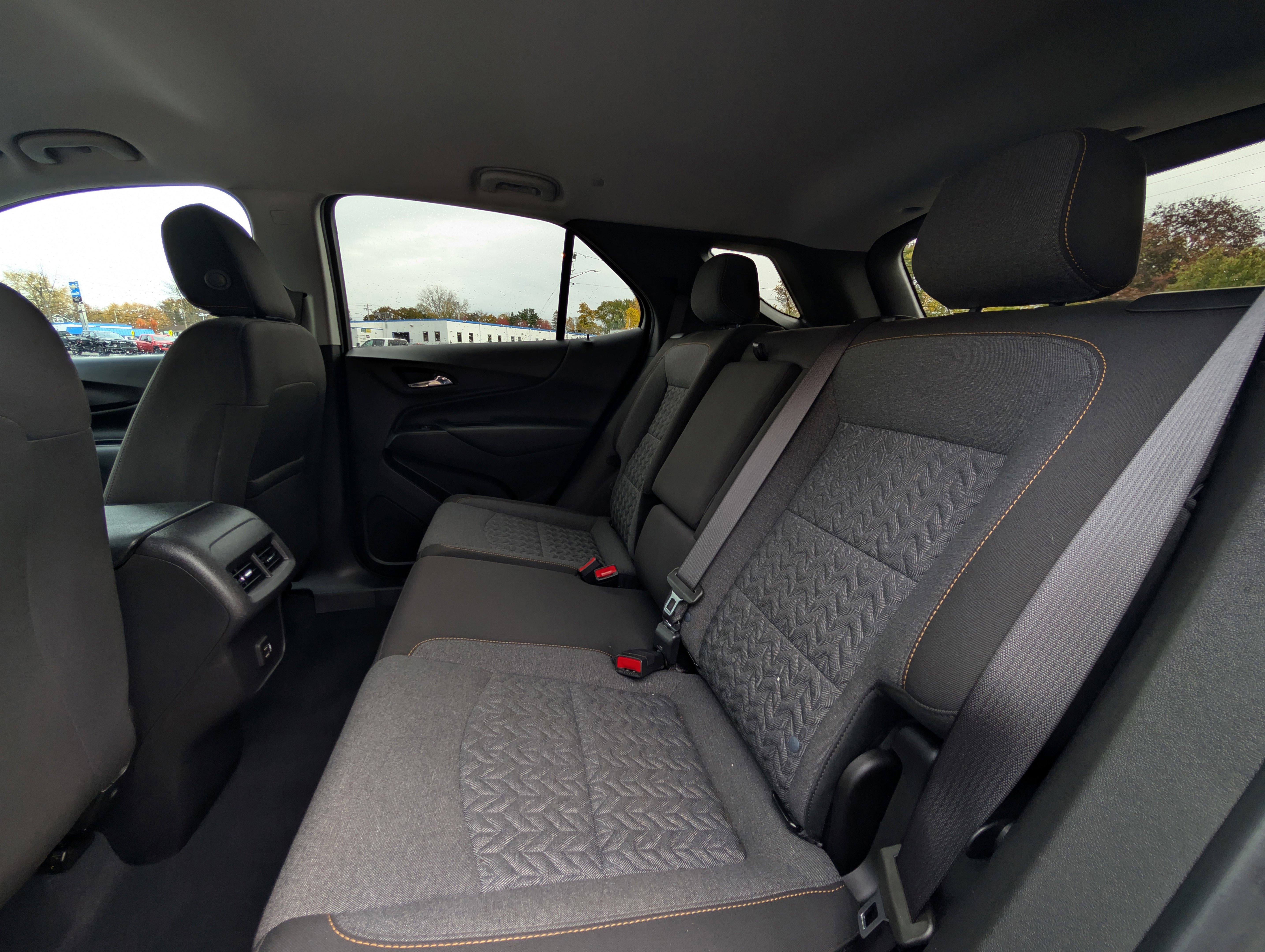 Used 2022 Chevrolet Equinox LT w/ Driver Convenience Package image 32