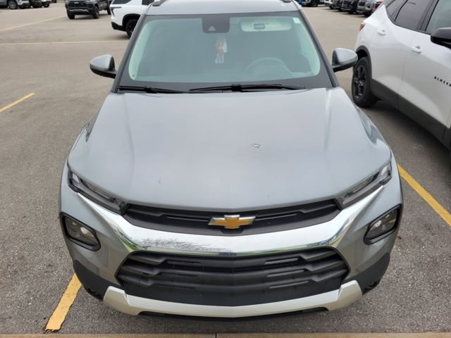 Used 2023 Chevrolet TrailBlazer LT FWD image 2