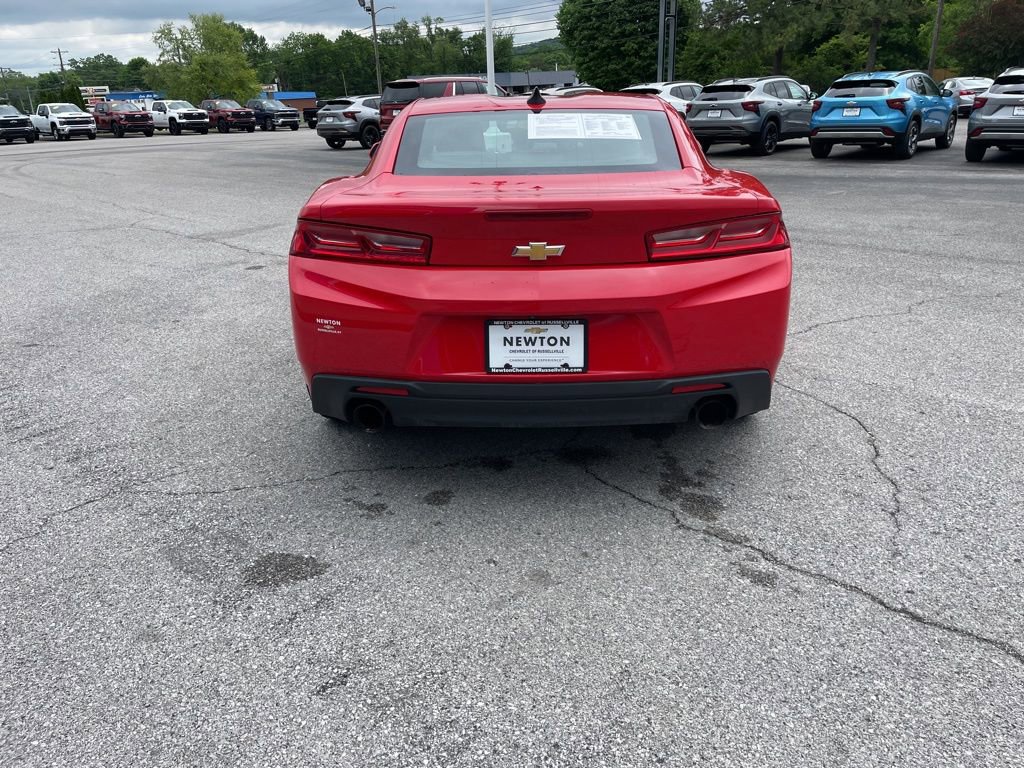 Used 2018 Chevrolet Camaro LT w/ Technology Package RWD image 31