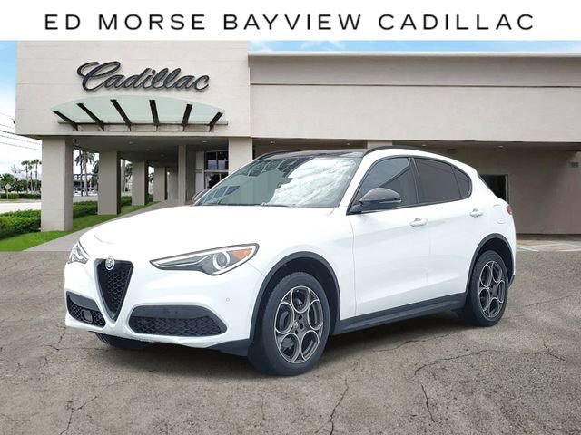Used 2021 Alfa Romeo Stelvio Sprint w/ Nero Edizione RWD image 1