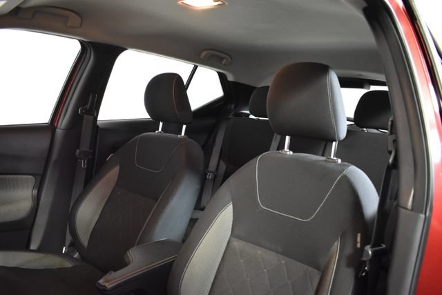 Used 2020 Nissan Kicks SV FWD image 10