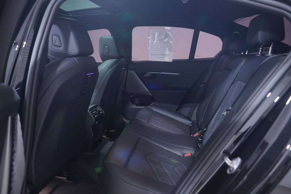Used 2024 BMW 530i w/ M Sport Package RWD image 9