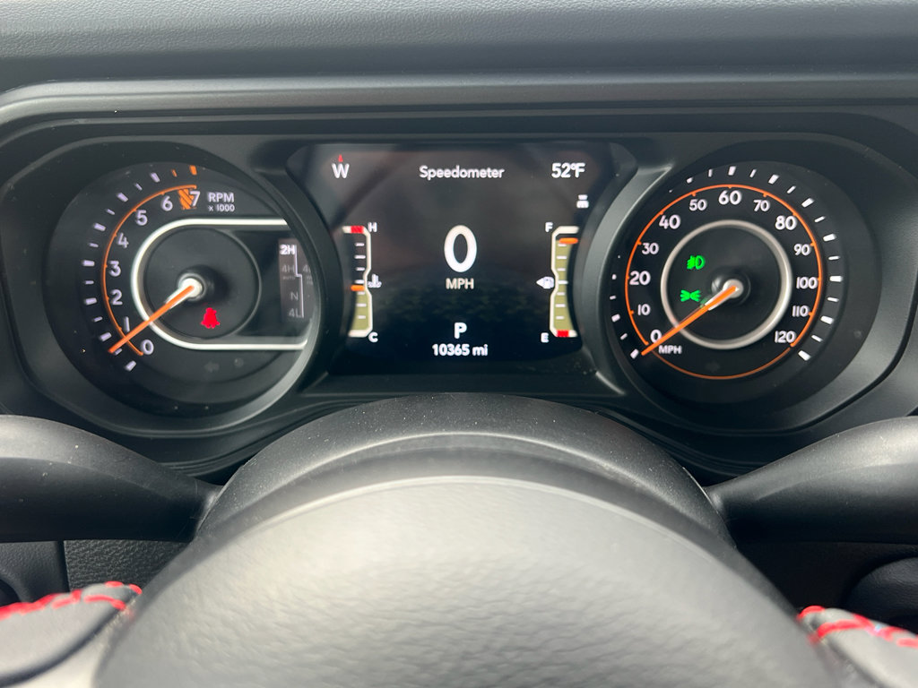 Used 2024 Jeep Gladiator Rubicon AWD/4WD image 25