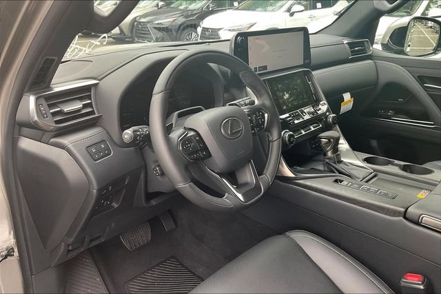 New 2026 Lexus LX 600 4WD w/ Accessory Package (2T) image 6