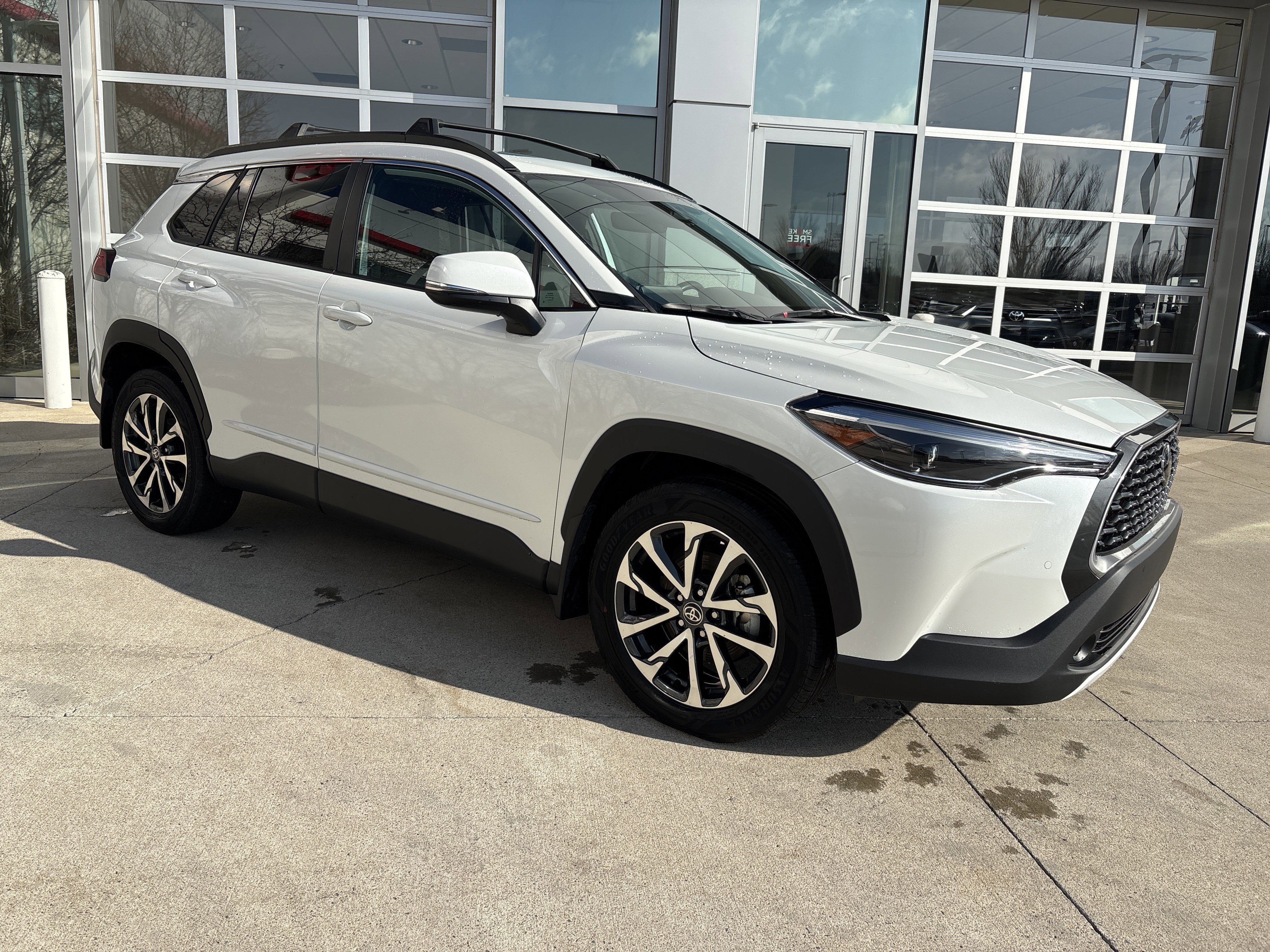 Certified 2023 Toyota Corolla Cross XLE w/ Convenience Package video 2