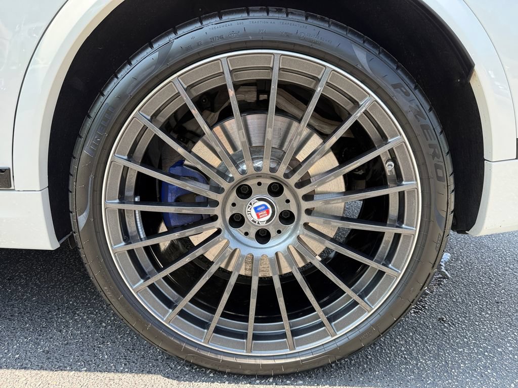 Certified 2025 BMW ALPINA XB7 AWD/4WD image 16