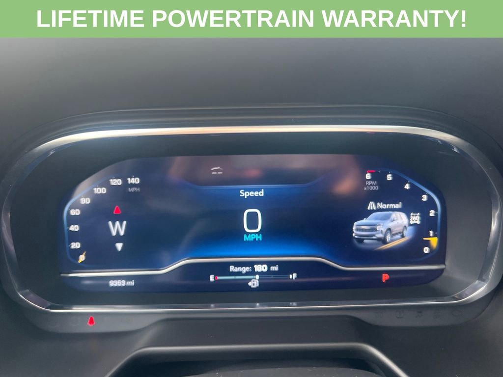 Used 2024 Chevrolet Suburban RST w/ Luxury Package image 5