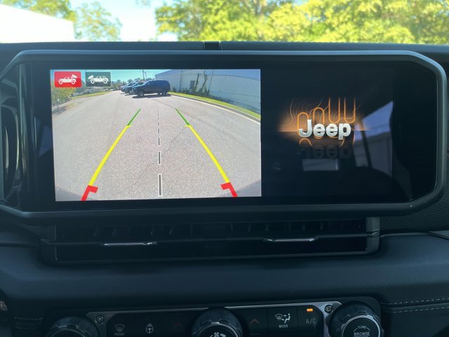 Used 2024 Jeep Wrangler Unlimited Rubicon 392 image 23