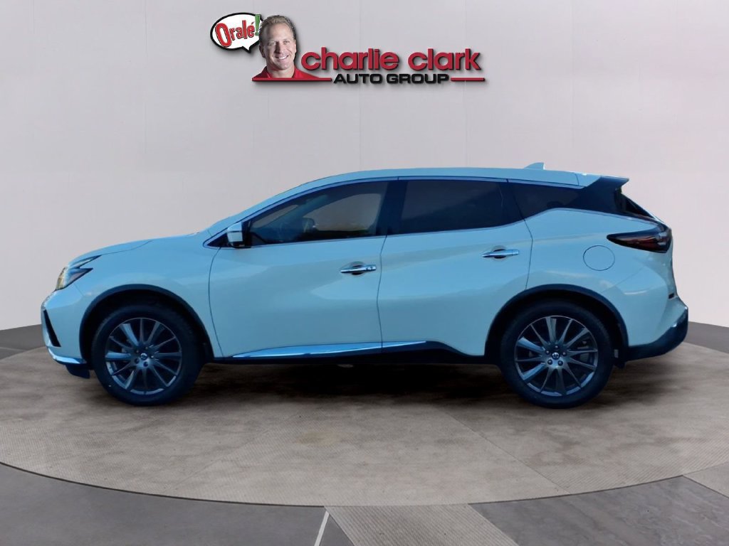 Used 2021 Nissan Murano SV w/ SV Special Edition Package FWD image 2